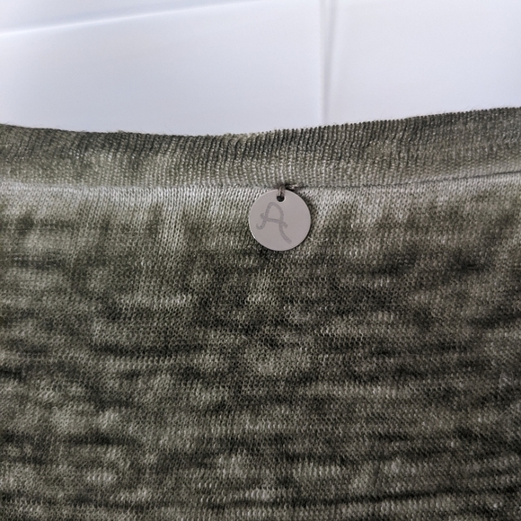 alice + olivia AIR Sage Green 100% Linen Essential Split Back Long Sleeve Medium - Picture 4 of 7